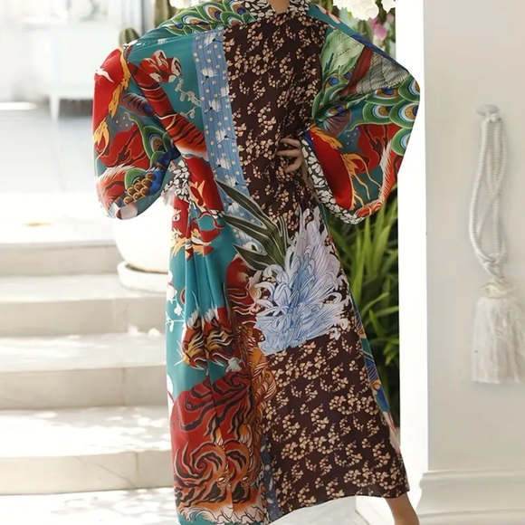Plus sized Gorgeous kimono caftan robe Dragon Phoenix Peacock - Picture 5 of 6